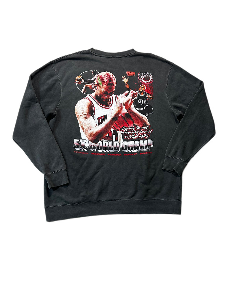 VINTAGE 90'S DENNIS RODMAN BULLS CREWNECK