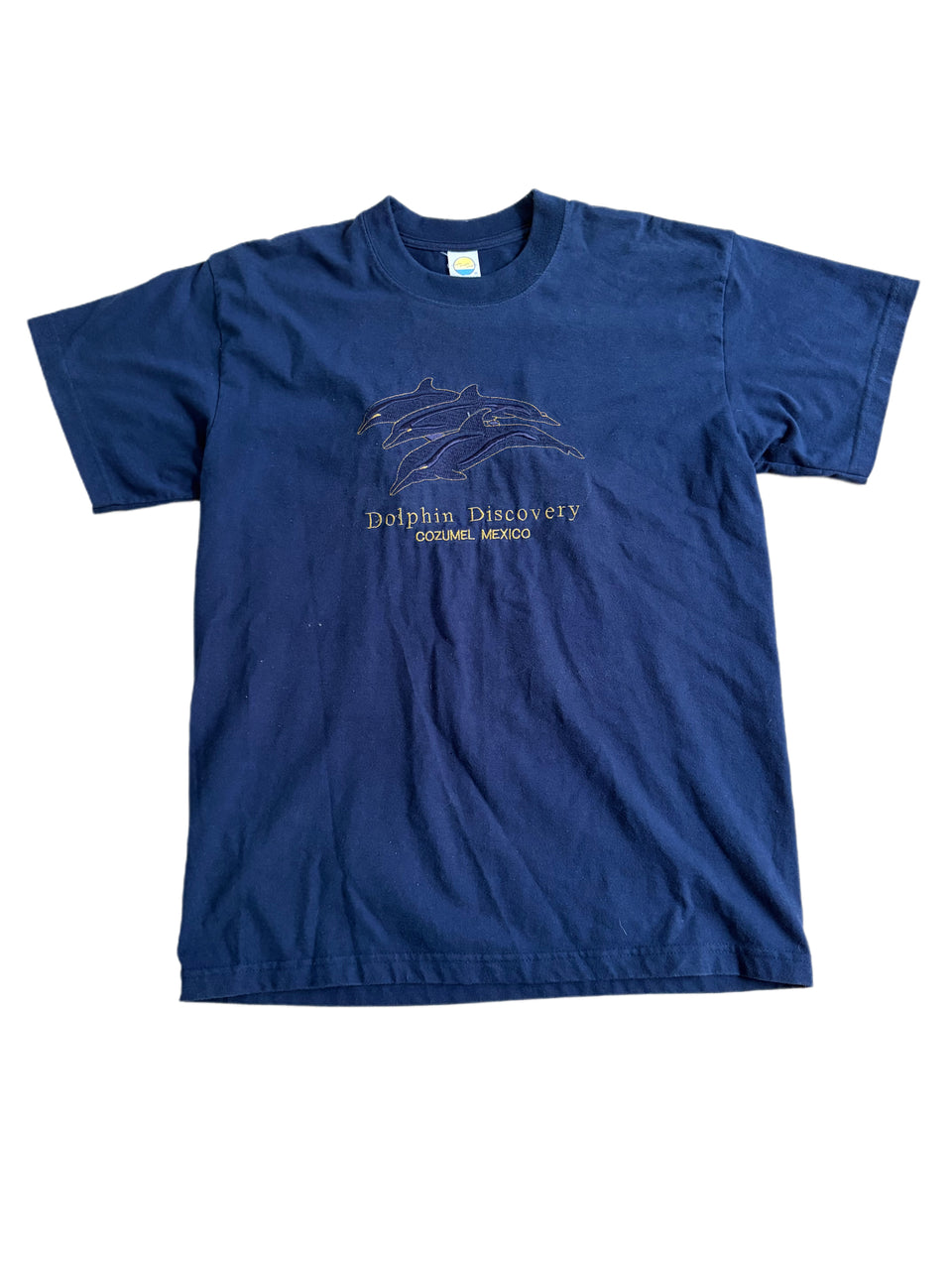 VINTAGE 90'S EMBROIDERED DOLPHIN DISCOVERY COZUMEL MEXICO SHIRT