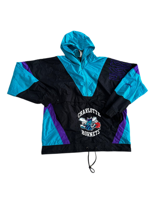 VINTAGE CHARLOTTE HORNETS PULLOVER JACKET