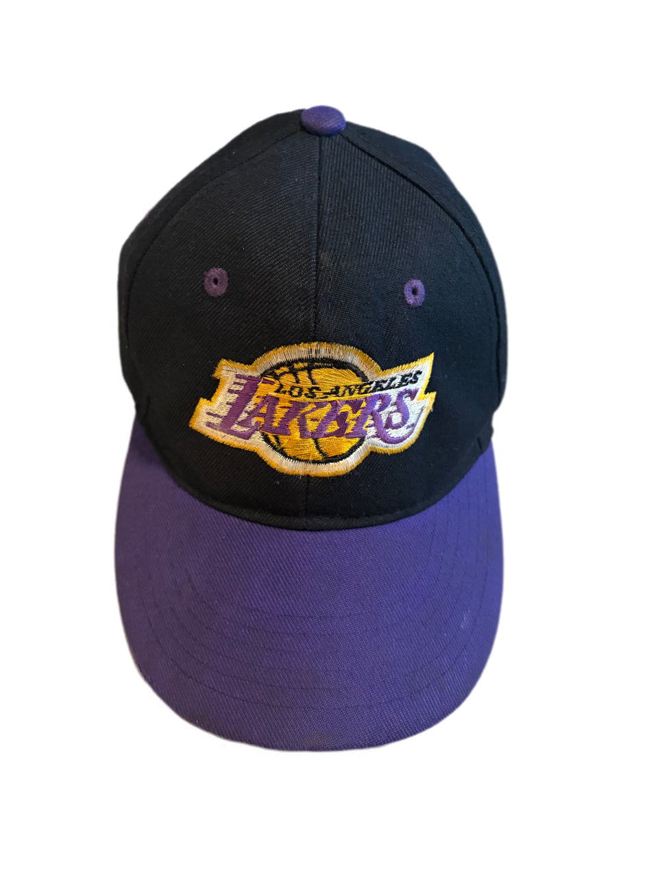 LOS ANGELES LAKERS SNAPBACK HAT